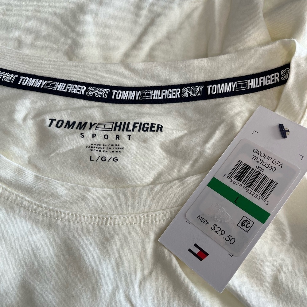 Hilfiger T-shirt - Picture 4 of 8